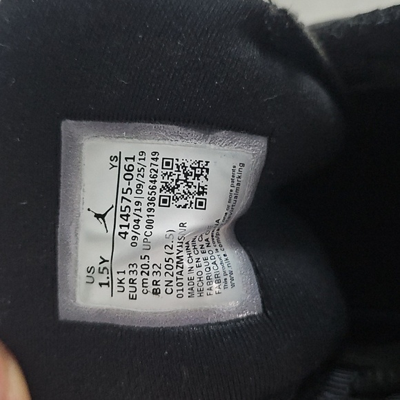 Jordan Retro 13 Black/ Gym Red / White - Picture 7 of 7